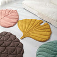Load image into Gallery viewer, Leaf-Shaped Washable Dog Mat
