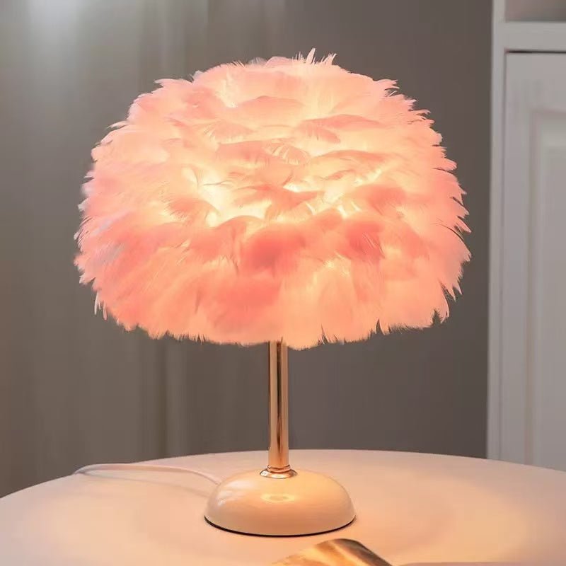 Feather Table Lamp: Romantic Ambience Light